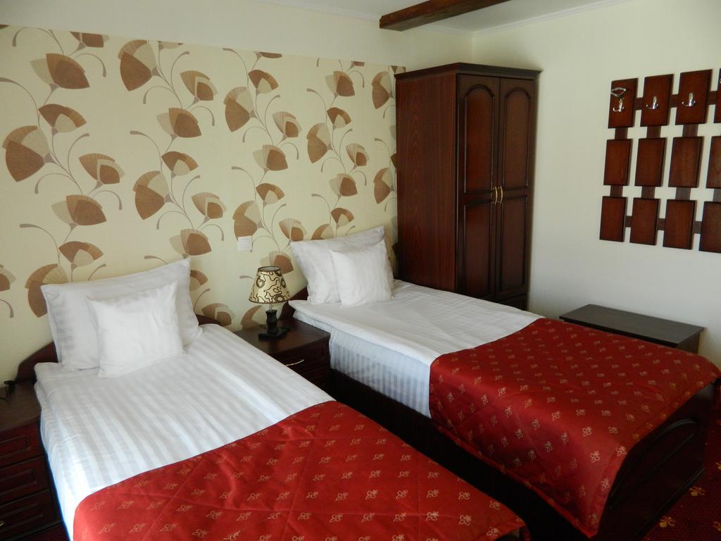 Schassburger Tor Hotel Segesvár Szoba fotó